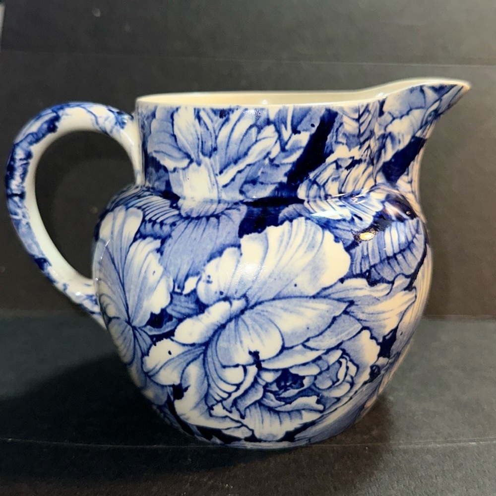 Vintage Myott Son & Co Bermuda Blue & White Rose Pitcher creamer